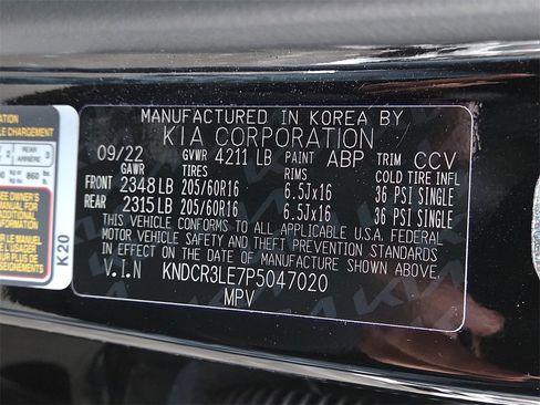 Certified 2023 Kia Niro EX image 26