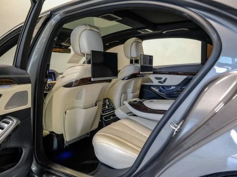 Used 2019 Mercedes-Benz S 560 4MATIC Sedan image 52