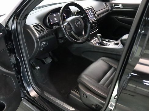 Used 2020 Jeep Grand Cherokee Limited X image 14