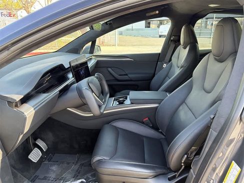 Used 2022 Tesla Model X Plaid image 24