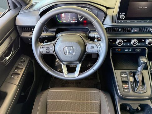 Certified 2025 Honda CR-V Sport image 27