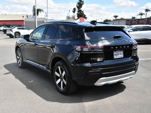 Used 2024 Honda Prologue Touring image 6
