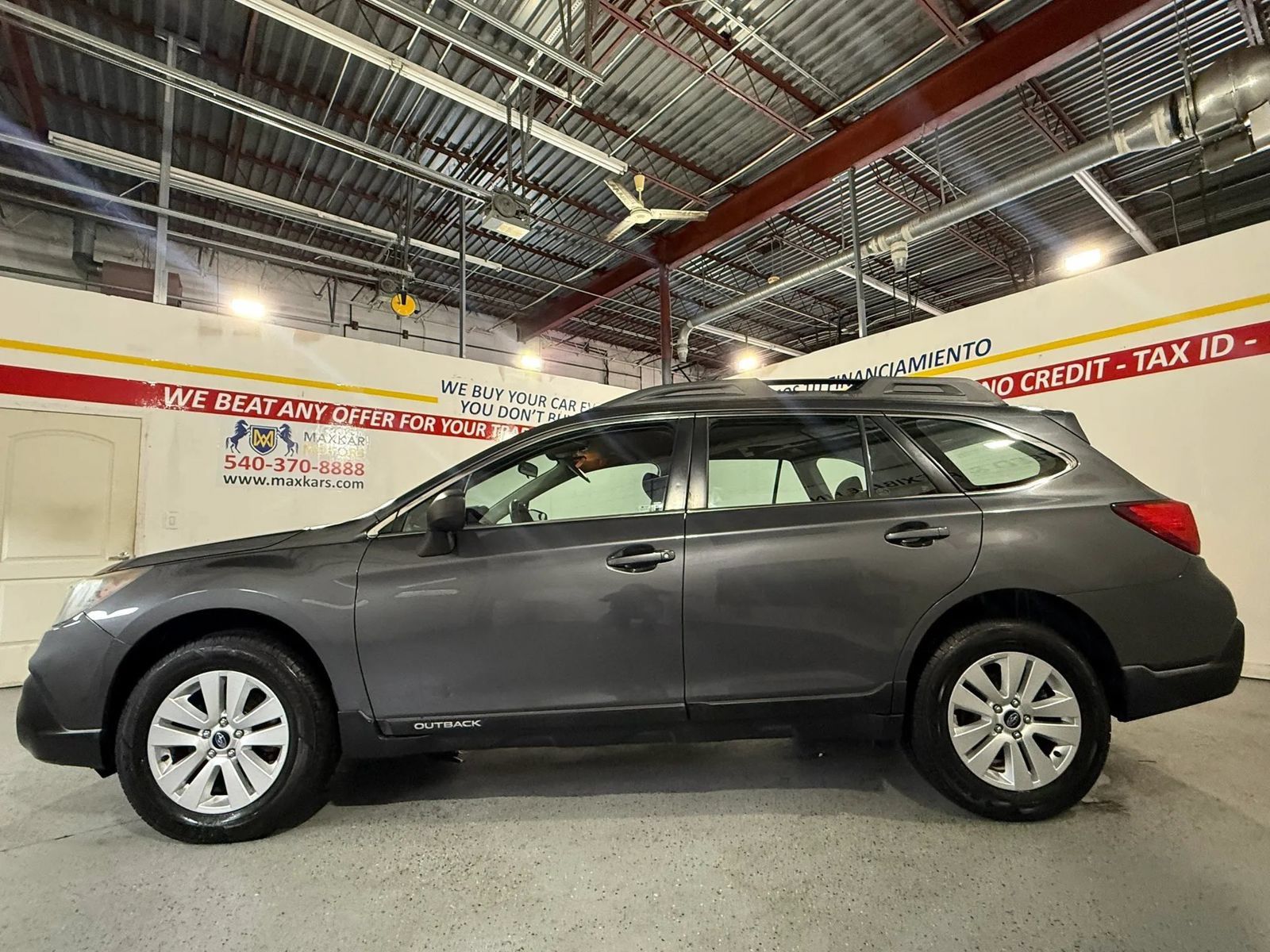 Used 2018 Subaru Outback 2.5i AWD/4WD image 10