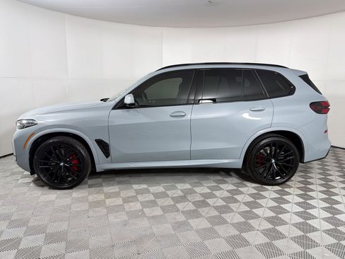 Used 2025 BMW X5 xDrive40i w/ M Sport Package AWD/4WD image 2