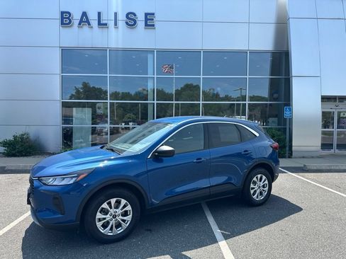Used 2023 Ford Escape Active AWD/4WD image 1