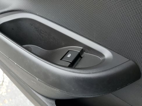 Used 2016 Chevrolet Cruze LS image 14