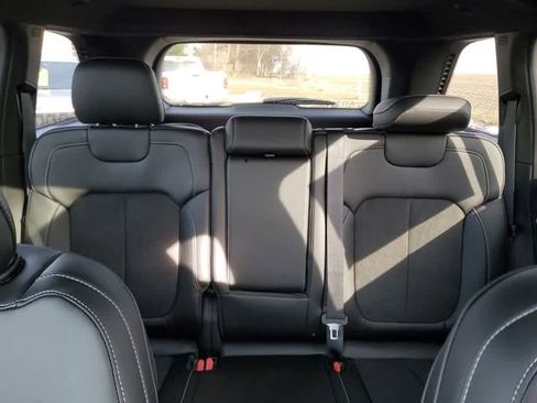 New 2026 Jeep Grand Cherokee Altitude AWD/4WD image 13