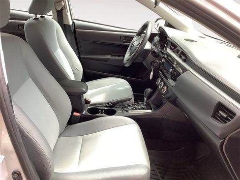 Used 2014 Toyota Corolla L image 15