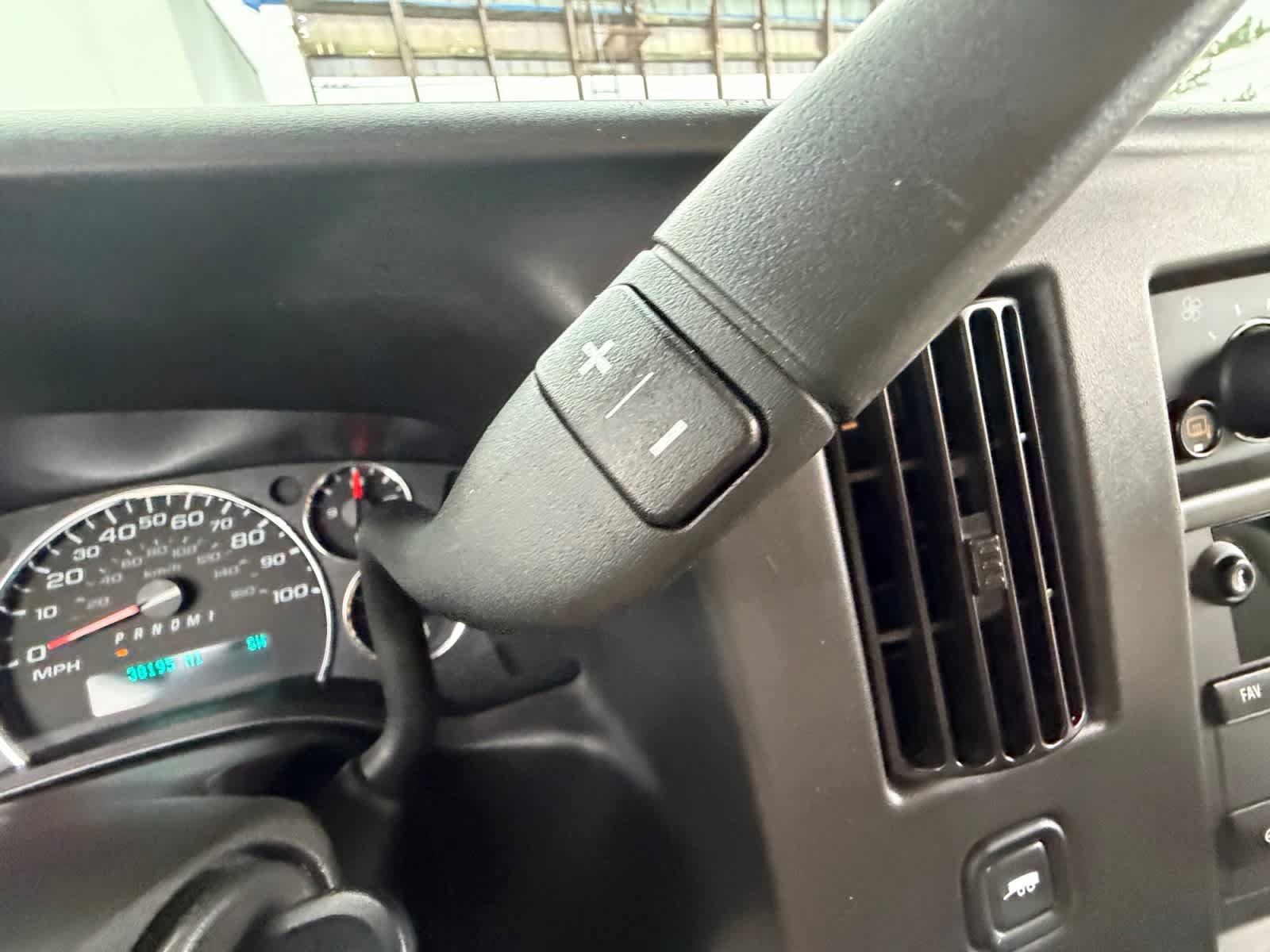 Used 2024 Chevrolet Express 3500 LT w/ LT Preferred Equipment Group RWD image 35