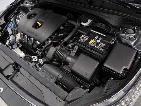 Used 2023 Kia Forte LXS FWD image 14