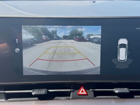 Used 2024 Kia Sportage EX FWD image 14