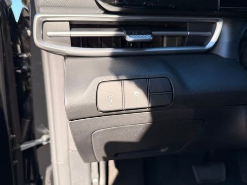 New 2026 Hyundai Elantra Limited FWD image 12