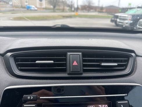 Used 2018 Honda CR-V LX image 28