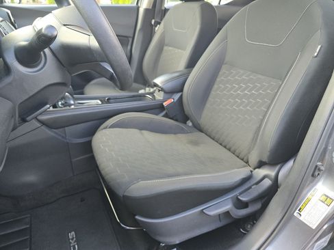 Used 2024 Nissan Kicks SV FWD image 27
