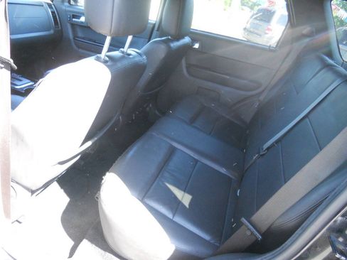 Used 2010 Ford Escape Limited AWD/4WD image 21