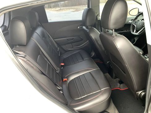 Used 2020 Chevrolet Sonic Premier image 32