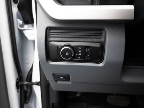 New 2026 Ford F550 XL image 13