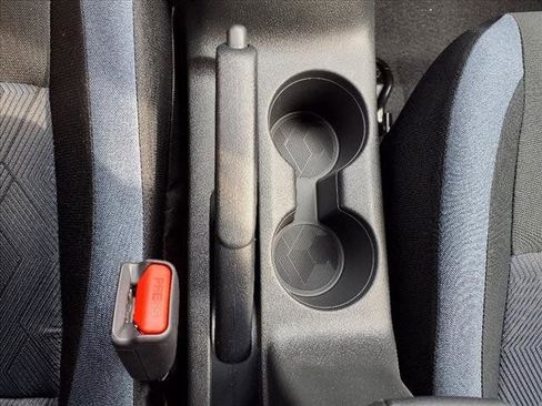 New 2025 Nissan Versa SV image 16