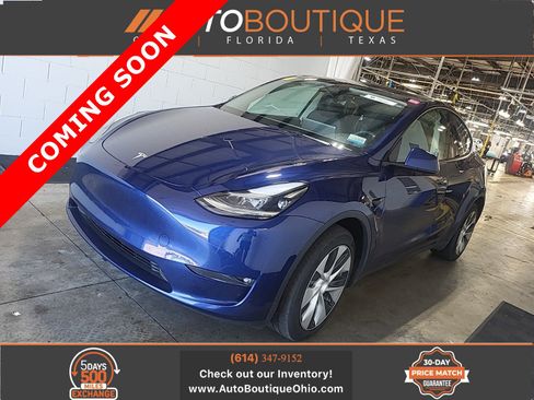 Used 2023 Tesla Model Y Long Range AWD/4WD image 1