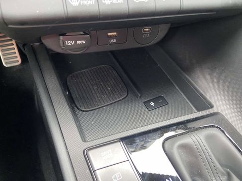 Certified 2025 Hyundai Elantra Sport FWD image 21