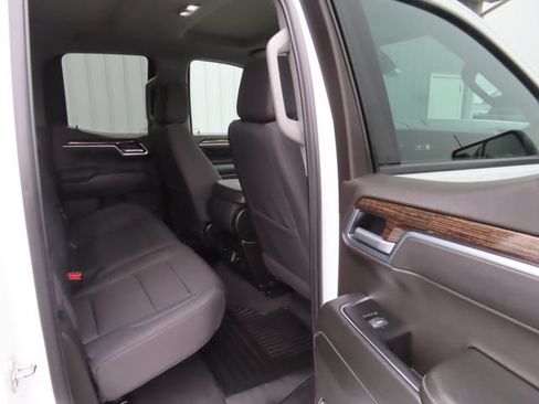 Used 2025 GMC Sierra 1500 Elevation AWD/4WD image 28