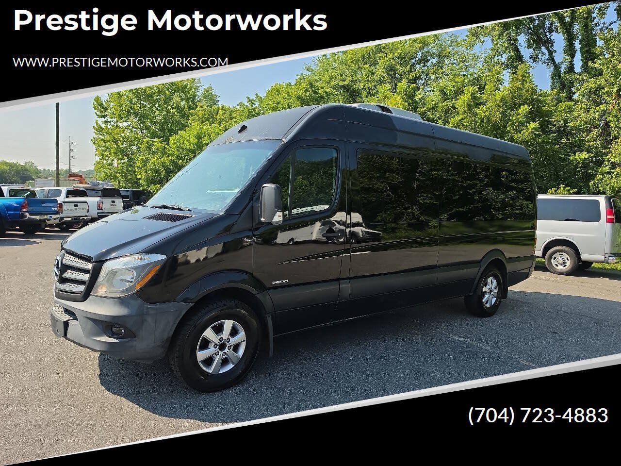 Used 2015 Freightliner Sprinter 2500 RWD image 1