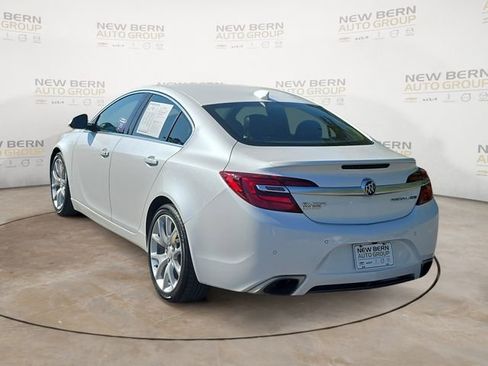 Used 2016 Buick Regal GS w/ Driver Confidence Package #2 FWD image 3