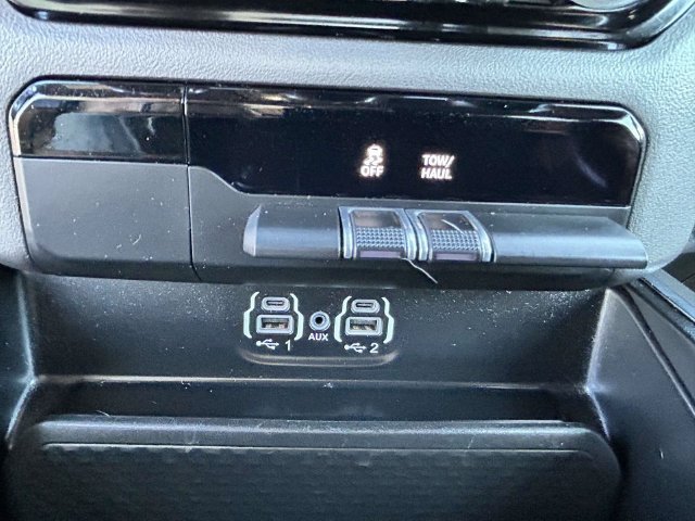 Used 2024 RAM 1500 Laramie RWD image 28