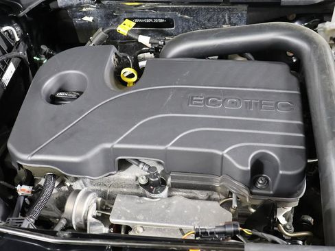 Used 2024 Chevrolet Equinox LS w/ LS Convenience Package FWD image 13