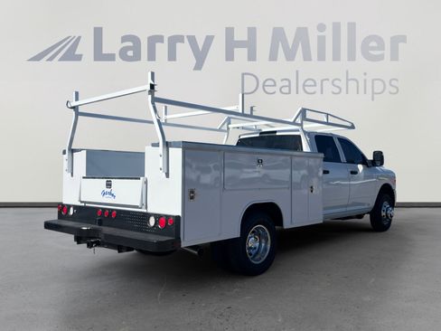 New 2026 RAM 3500 Tradesman w/ Chrome Appearance Group image 5