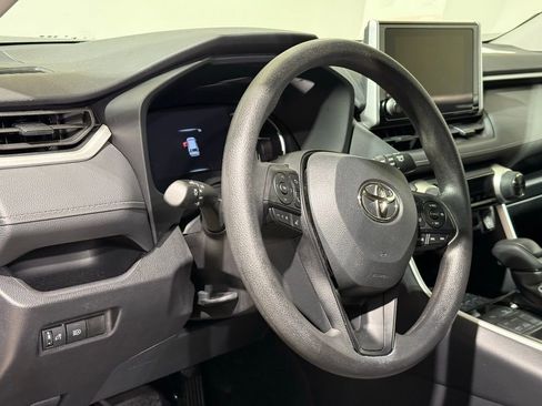 Certified 2025 Toyota RAV4 XLE image 17