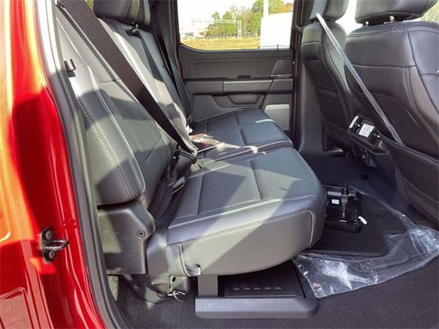 New 2025 Ford F150 Lariat w/ Equipment Group 501A Mid image 29
