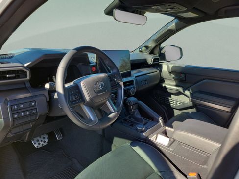 Certified 2025 Toyota 4Runner TRD Sport image 29