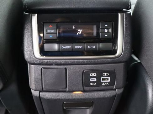 Certified 2025 Subaru Ascent Premium w/ Premium Package AWD/4WD image 14