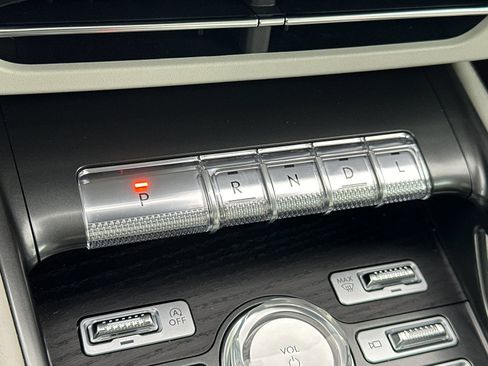 New 2026 Lincoln Nautilus Reserve AWD/4WD image 21