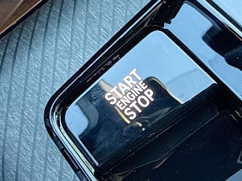 New 2026 BMW X3 xDrive30 w/ Convenience Package image 37