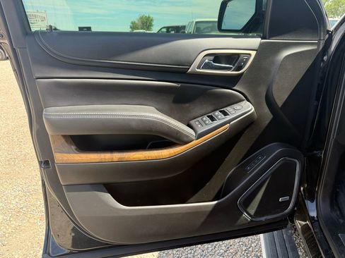 Used 2019 GMC Yukon XL Denali w/ Denali Ultimate Package AWD/4WD image 30