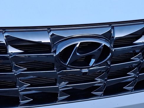 Used 2024 Hyundai Tucson Limited AWD/4WD image 8