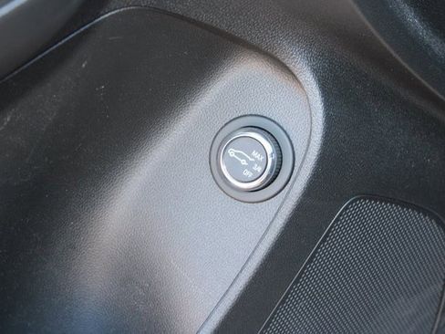 Used 2024 Buick Envista Avenir image 22