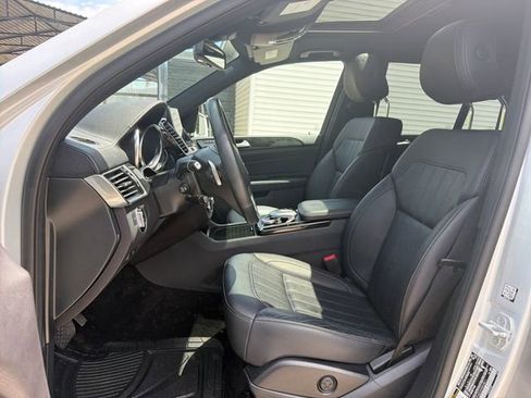 Used 2017 Mercedes-Benz GLS 450 4MATIC image 11