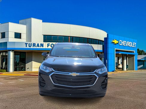 Used 2020 Chevrolet Traverse LS image 9
