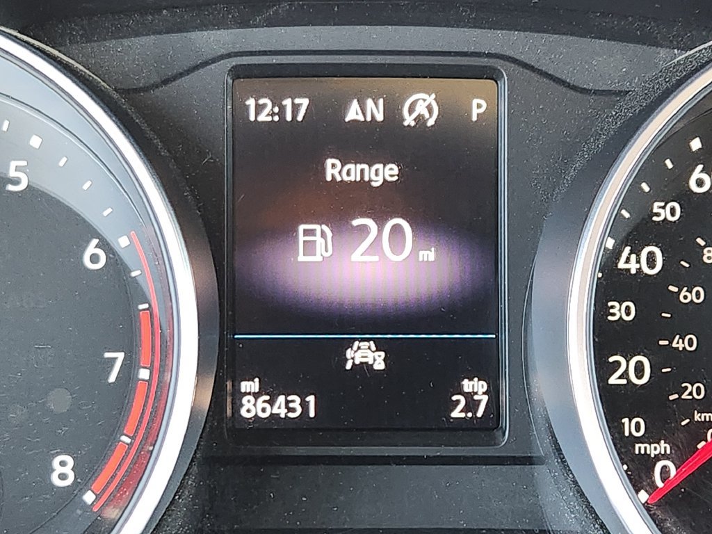 Used 2021 Volkswagen Tiguan SE AWD/4WD image 6