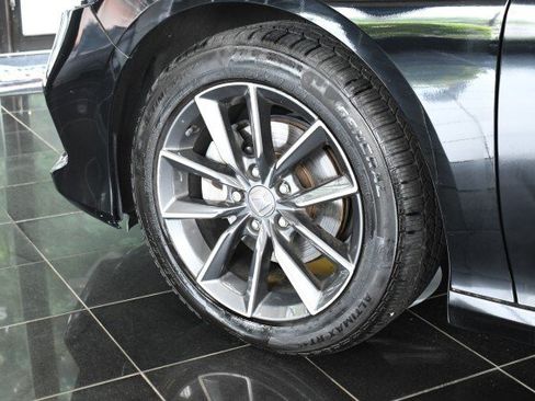 Used 2021 Honda Accord EX-L image 37