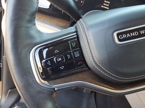 Used 2022 Jeep Grand Wagoneer Series II w/ Convenience Group III AWD/4WD image 9