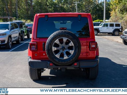 Certified 2019 Jeep Wrangler Unlimited Sahara image 5