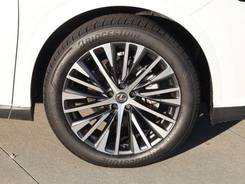 Certified 2025 Lexus RX 350 Premium Plus w/ Accessory Package (K3) FWD image 11