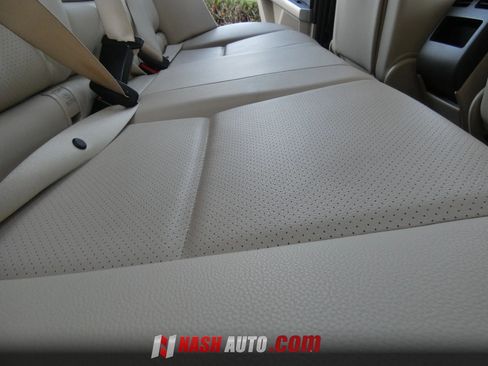 Used 2014 Mercedes-Benz GLK 350 2WD image 32
