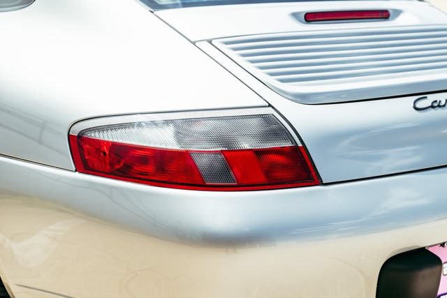 Used 2000 Porsche 911 Carrera RWD image 31