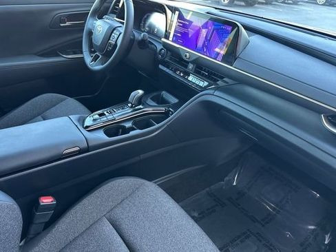 Used 2024 Toyota Crown XLE image 17