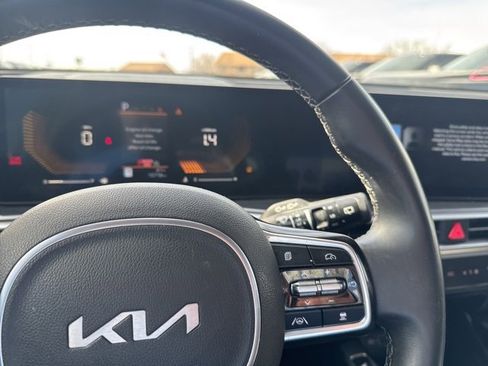 Used 2024 Kia Sorento S w/ Panoramic Sunroof Package image 15